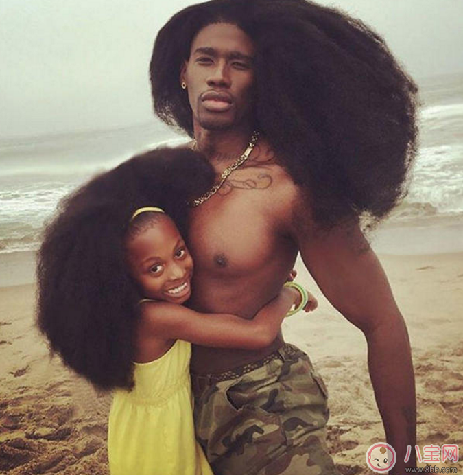 親子故事 黑人父女同款飄逸發(fā)型走紅
