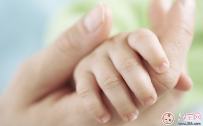 新生兒適合互動(dòng)的游戲 0-1歲寶寶親子游戲一覽