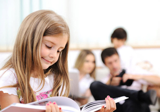 兒童書(shū)籍選怎么類型的好 這三類兒童書(shū)不能買