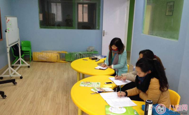 月薪三萬撐不起孩子暑假 孩子暑假真的要花這么多錢嗎