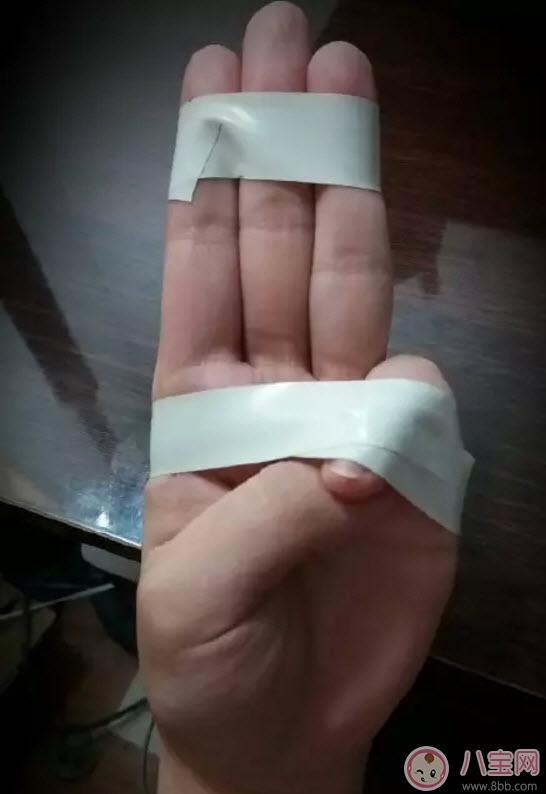 秋水誓怎么做 春風(fēng)十里不如你秋水誓手勢(shì)步驟圖解