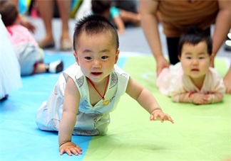 這樣做竟能開發(fā)寶寶大腦 開發(fā)寶寶智力方法攻略