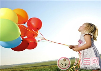 父母賴床可能造成寶寶養(yǎng)成懶惰的習(xí)慣