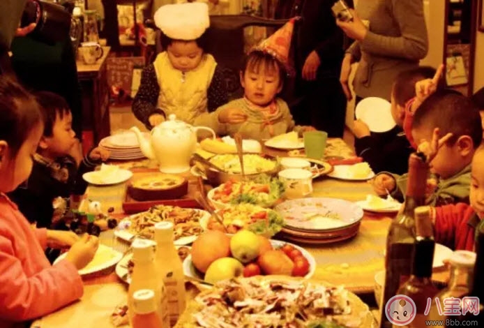 女孩富養(yǎng)的真正含義 女孩富養(yǎng)與窮養(yǎng)的區(qū)別