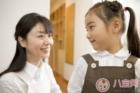 甜馨懂事有氣質(zhì) 李小璐育兒觀念有妙招