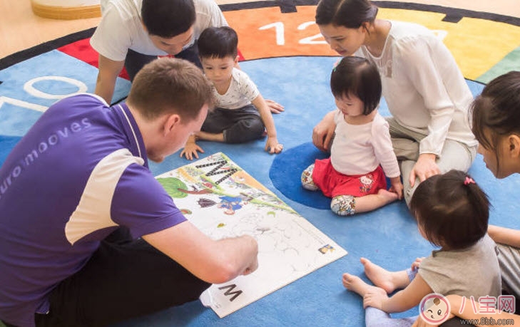 家長(zhǎng)如何給孩子挑選早教機(jī)構(gòu) 挑選早教機(jī)構(gòu)注意事項(xiàng)