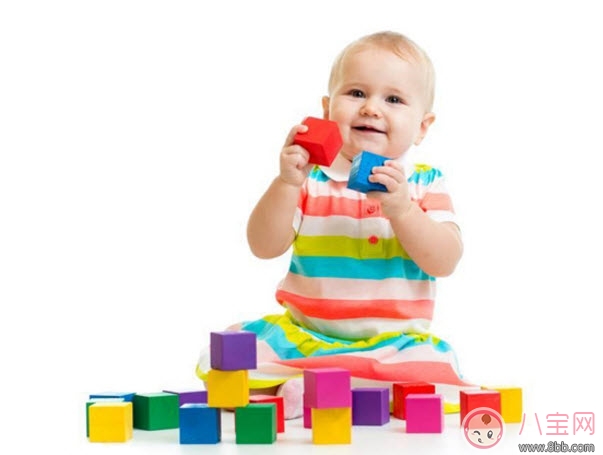 寶寶積木玩具怎么挑選 給寶寶買積木哪種好(寶寶積木4大類)