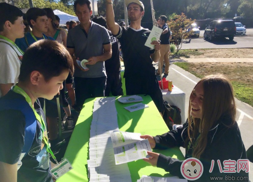 蔣勤勤兒子獨自參加夏令營 孩子參加夏令營需要準備什么