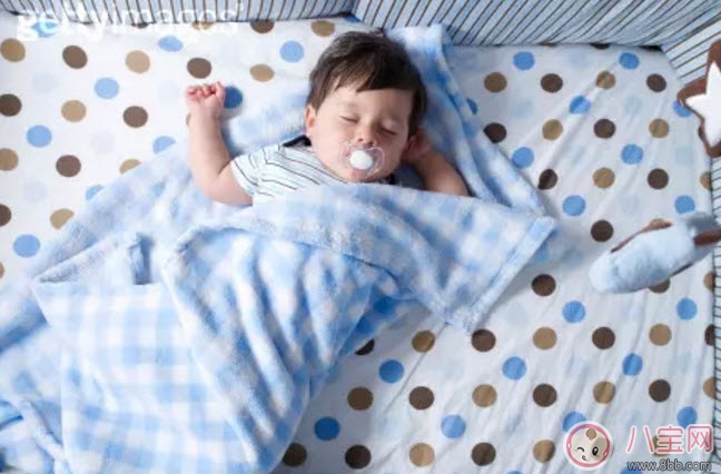 寶寶賴床怎么辦 孩子賴床怎么立規(guī)矩(讓孩子自己早起)