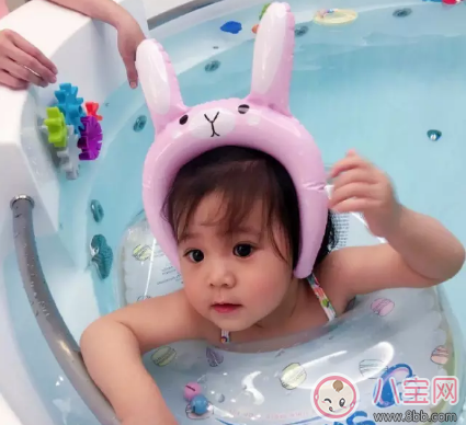 跟咘咘一起做早教運動 正確的早教運動的時間與方法