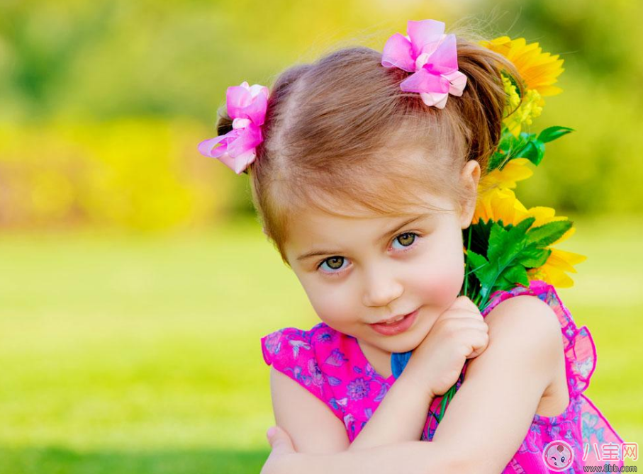 有錢人和窮人家的父母養(yǎng)出來的差別 別再在家哭窮了