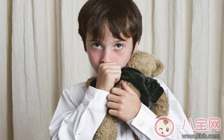 孩子性格內(nèi)向怎么引導(dǎo) 性格內(nèi)向的原因是什么