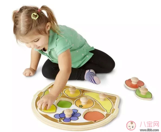 寶寶玩拼圖的好處 如何給寶寶挑選適合的拼圖