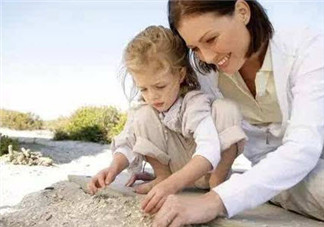 國(guó)外最受歡迎的室內(nèi)親子游戲 玩親子游戲的六大誤區(qū)