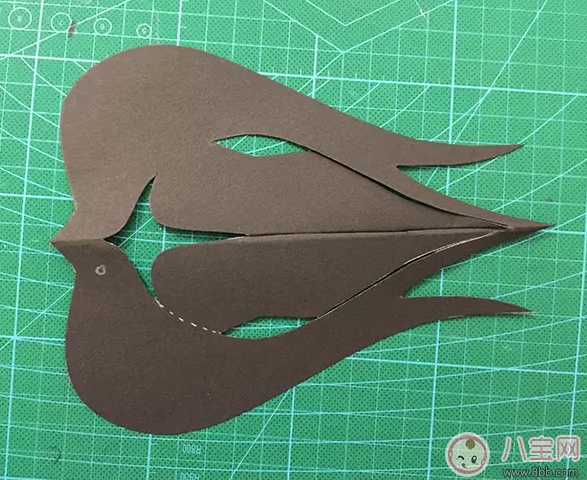 寶寶親子游戲：動(dòng)手制作小燕子