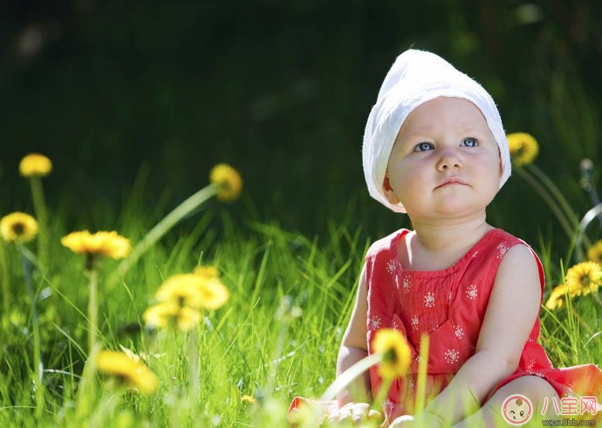 胎教小故事 愛笑的小花
