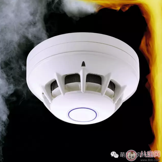 從杭州縱火案引發(fā)的深思 正確掌握火災(zāi)逃生技能 從杭州縱火案引發(fā)的深思 正確掌握火災(zāi)逃生技能