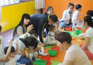 室內(nèi)親子游戲活動(dòng)有哪些 室內(nèi)親子游戲大全