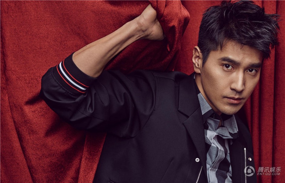 趙又廷登雜志封面大片 鬼馬搞怪展型男魅力