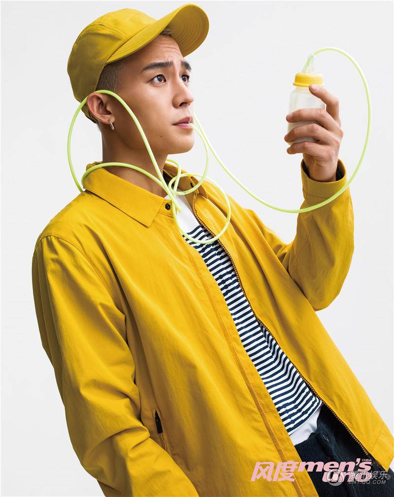 歐豪最新封面寫真照 變身雙面男票魅力爆表