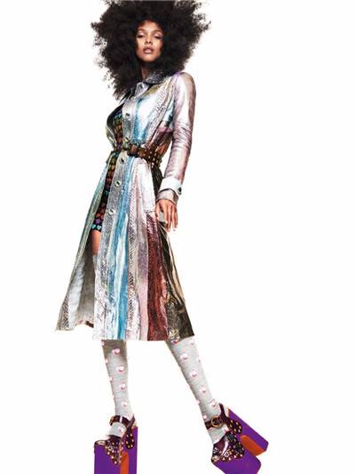 超模Lais Ribeiro雜志封面寫真 演繹春裝潮流穿搭