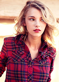 2017年2月歐美美女日歷桌面圖片