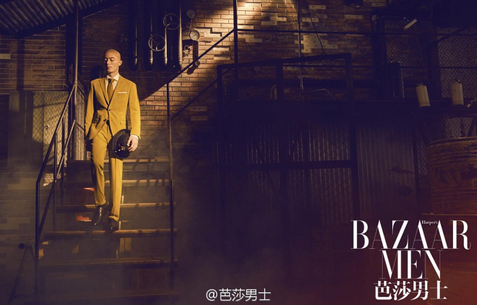 霍建華光頭形象登《芭莎男士》12月刊封面