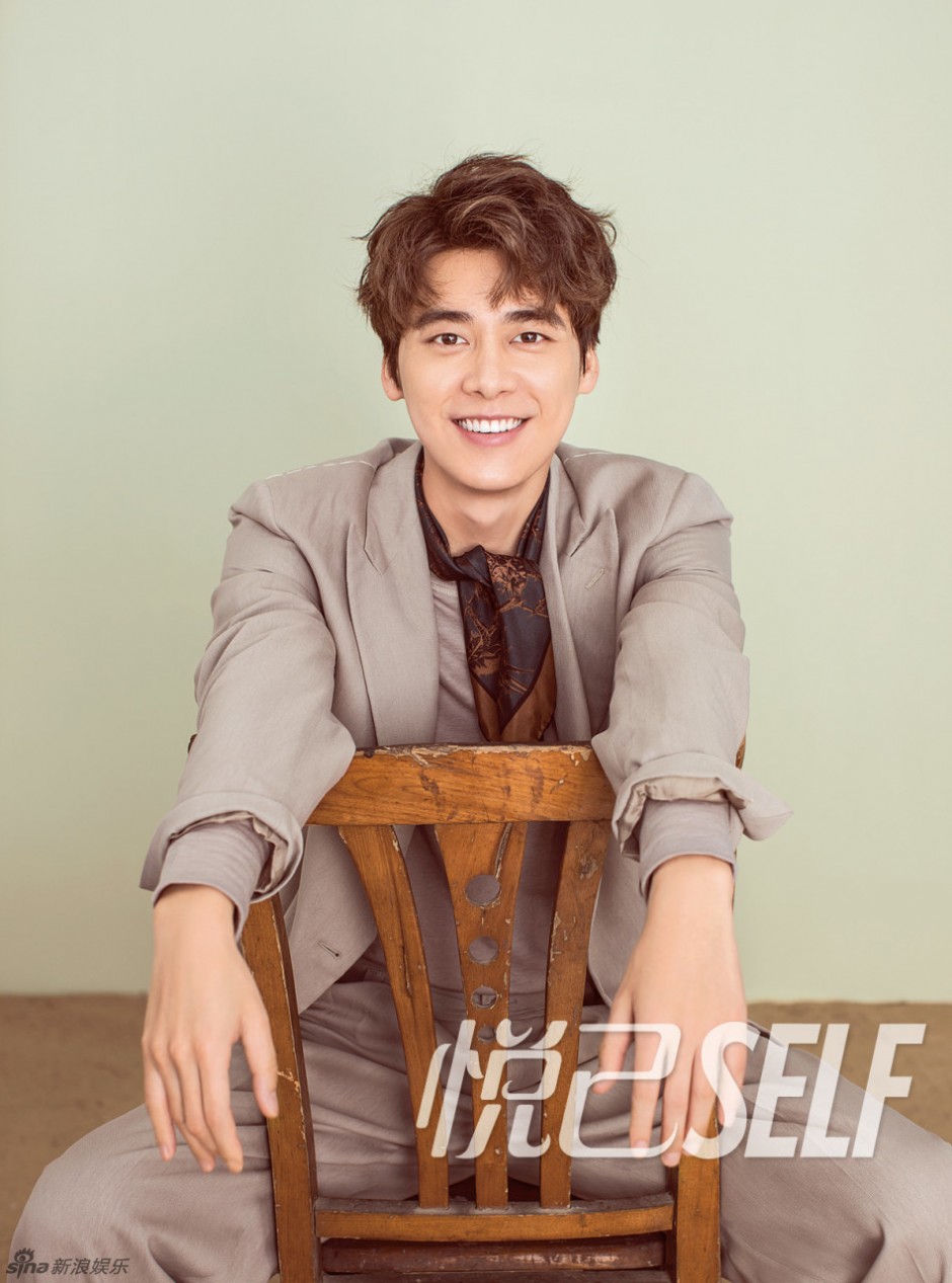 李易峰帥氣雜志封面照 時尚演繹花美男style