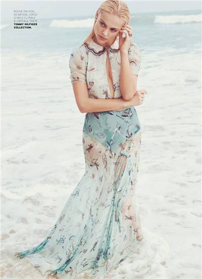 超模Viktoriya Sasonkina登《ELLE》11月雜志封面