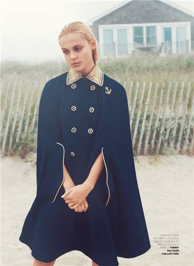 超模Viktoriya Sasonkina登《ELLE》11月雜志封面