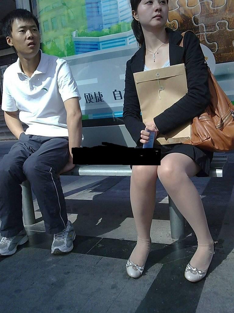 妹子無節(jié)操內(nèi)涵圖之騷年把持不住了