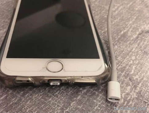 搞笑內(nèi)涵圖片之拔下來(lái)那一刻我好方