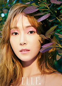 Jessica鄭秀妍拍攝美妝大片 風格迥異明艷動人”