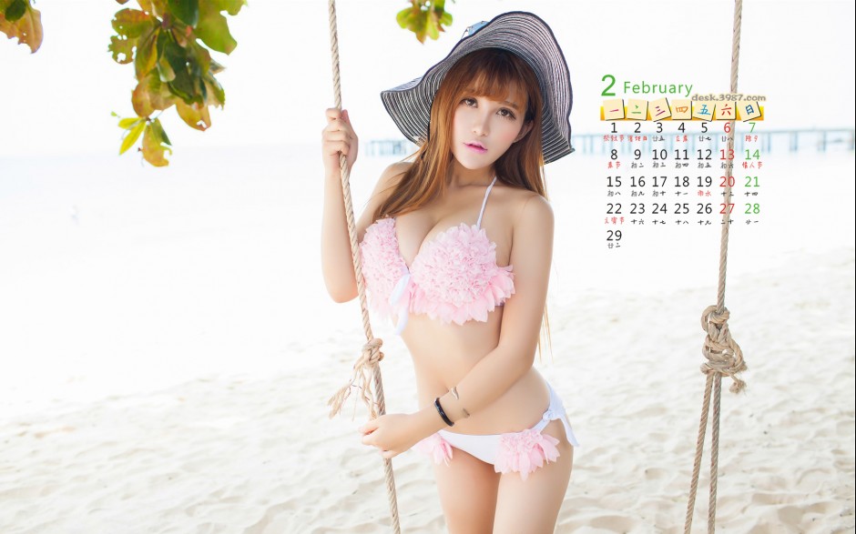 2016年2月美女日歷圖片 海邊大玩濕身誘惑