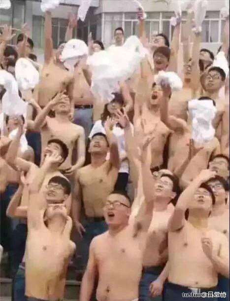 爆笑內(nèi)涵圖片之女廁還有這種東西?