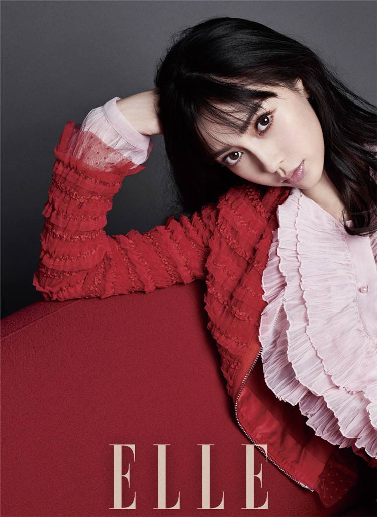 &ldquo;準(zhǔn)媽媽&rdquo;baby最新寫真 齊劉海大眼萌似少女