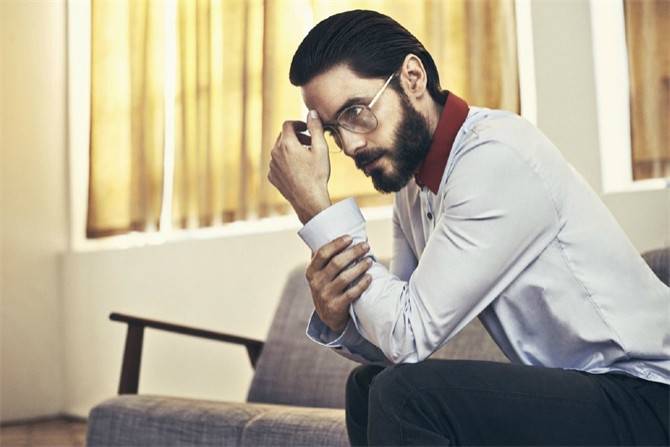 杰瑞德萊托“小丑”登墨西哥版《GQ》雜志封面