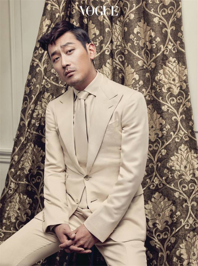 河正宇金敏喜登韓國版《VOGUE》雜志六月刊封面