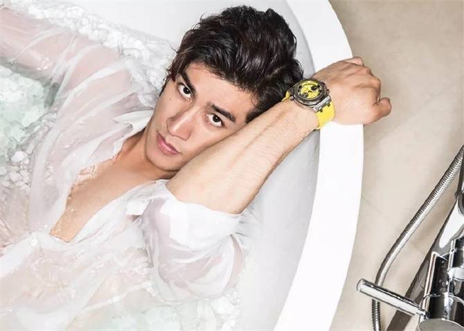 《時裝男士》六月刊 李治廷時尚穿著詮釋獨(dú)特武林哲學(xué)