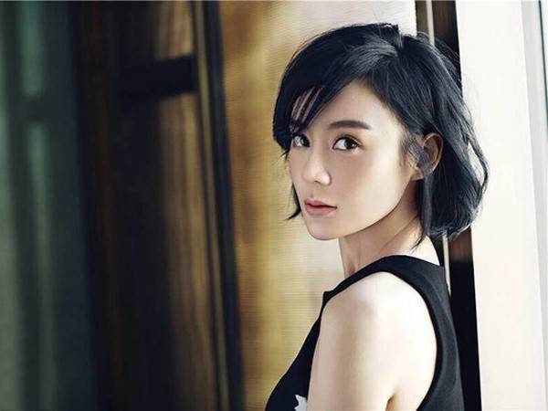 《黑粉》上線 袁姍姍時尚短發(fā)發(fā)型獲青睞