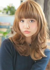 額頭大怎么辦 讓這七款發(fā)型來拯救你