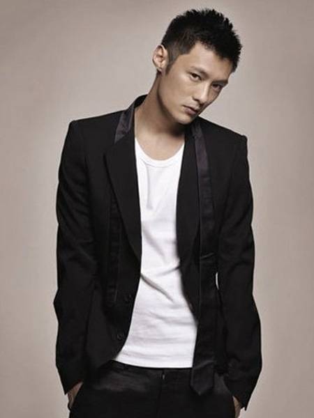 “六叔”余文樂發(fā)型史 子彈頭短發(fā)顯男士氣質(zhì)