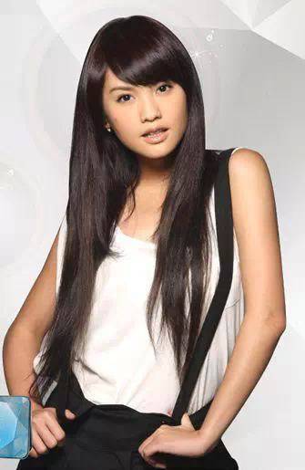 女明星沒有劉海發(fā)型圖片 美丑就在一瞬間