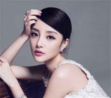 適合小臉發(fā)型圖片推薦 快看這些女明星的修顏發(fā)型