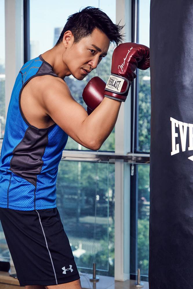 電視演員李宗翰最新寫真 化身運動型男秀腹肌