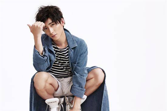 中國(guó)跳水夢(mèng)之隊(duì)林躍運(yùn)動(dòng)寫(xiě)真 朝氣蓬勃陽(yáng)光灑脫