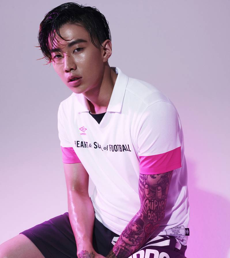 韓星樸宰范濕發(fā)發(fā)型寫(xiě)真 彰顯狂野魅力