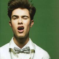 國(guó)外帥氣型男頭像圖片精選分享