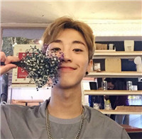 治愈系陽光型男頭像圖片