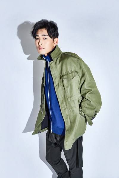 演員王彥霖運(yùn)動(dòng)寫(xiě)真曝光 休閑簡(jiǎn)約盡顯帥氣動(dòng)感